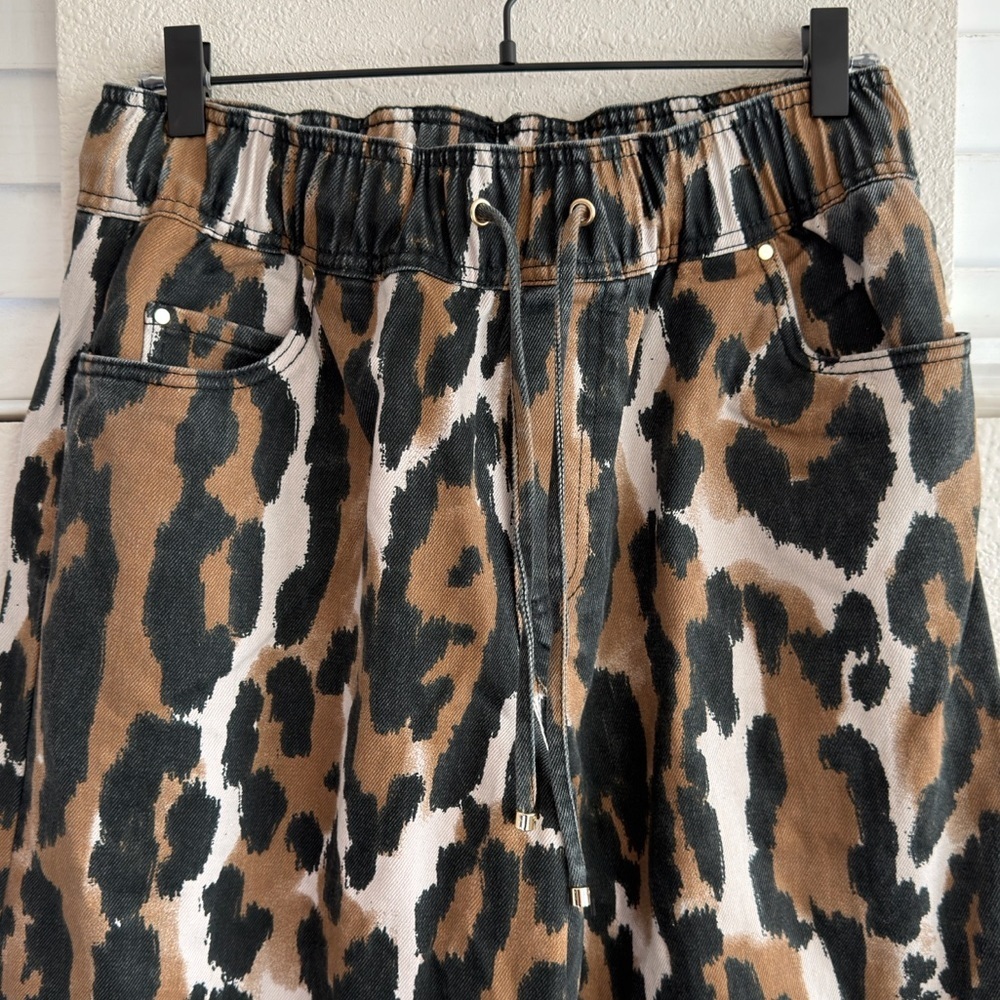 AJE Studio Sienna Wide Leg Jeans Animal Print - Picture 7 of 16